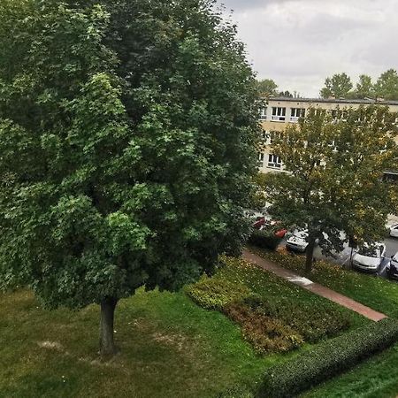 Kawalerka Z Balkonem 27 Appartamento Częstochowa Esterno foto